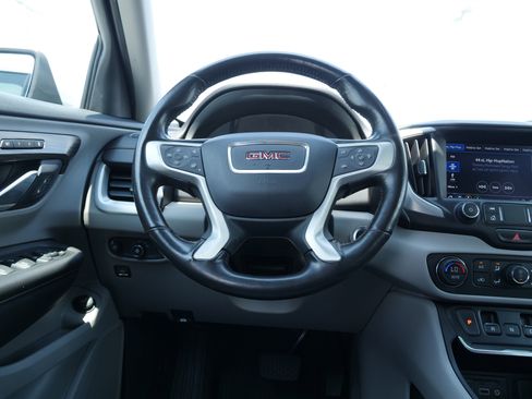 Used 2020 GMC Terrain SLT w/ Preferred Package image 19