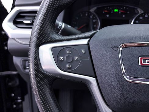 Used 2022 GMC Acadia SLE w/ Driver Convenience Package FWD image 32