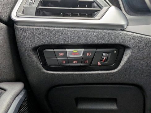 Used 2019 BMW 330i xDrive Sedan w/ Convenience Package image 18