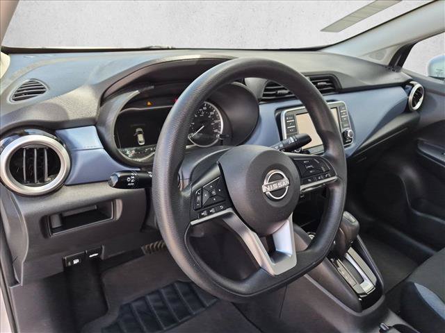Used 2023 Nissan Versa SV FWD image 10
