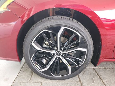 New 2025 Nissan Altima 2.5 SR image 22