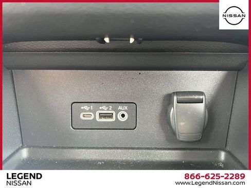 Certified 2023 Nissan Sentra SR w/ Midnight Edition Package FWD image 30