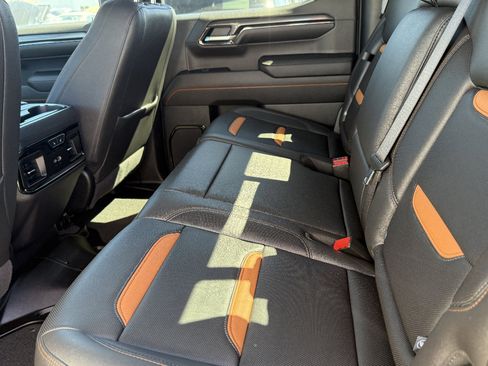 Used 2024 GMC Sierra 1500 Denali w/ Technology Package image 21