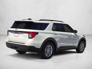 New 2026 Ford Explorer Active RWD video 2