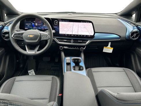 New 2026 Chevrolet Equinox EV LT FWD image 12