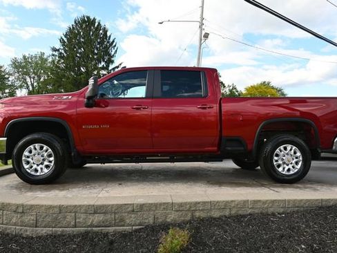 Used 2022 Chevrolet Silverado 2500 LT AWD/4WD image 8