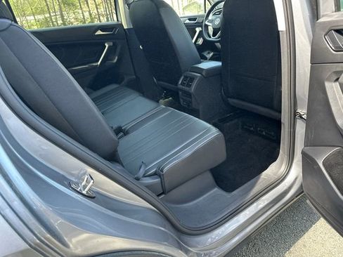 Used 2024 Volkswagen Tiguan Wolfsburg Edition image 32
