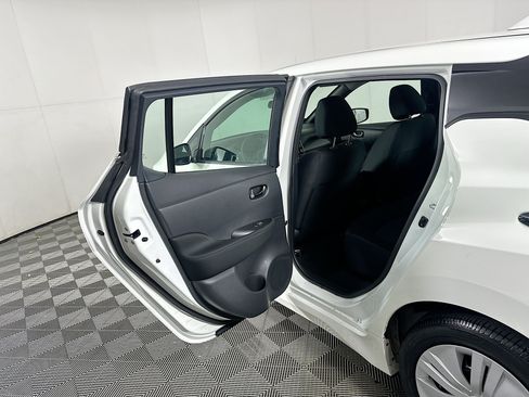 Used 2025 Nissan Leaf S FWD image 24