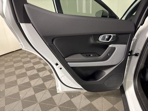 Used 2023 Polestar Polestar 2 AWD/4WD image 23