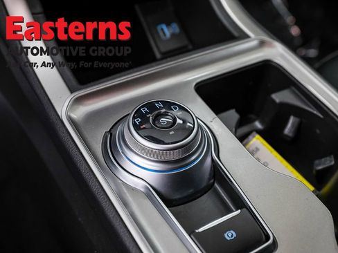 Used 2023 Ford Edge SEL image 13