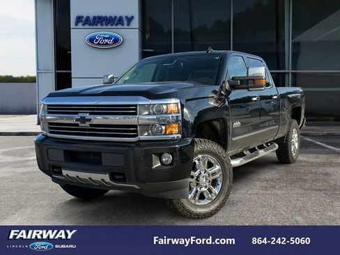 Used 2017 Chevrolet Silverado 2500 High Country image 1
