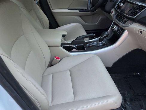 Used 2015 Honda Accord EX-L image 21
