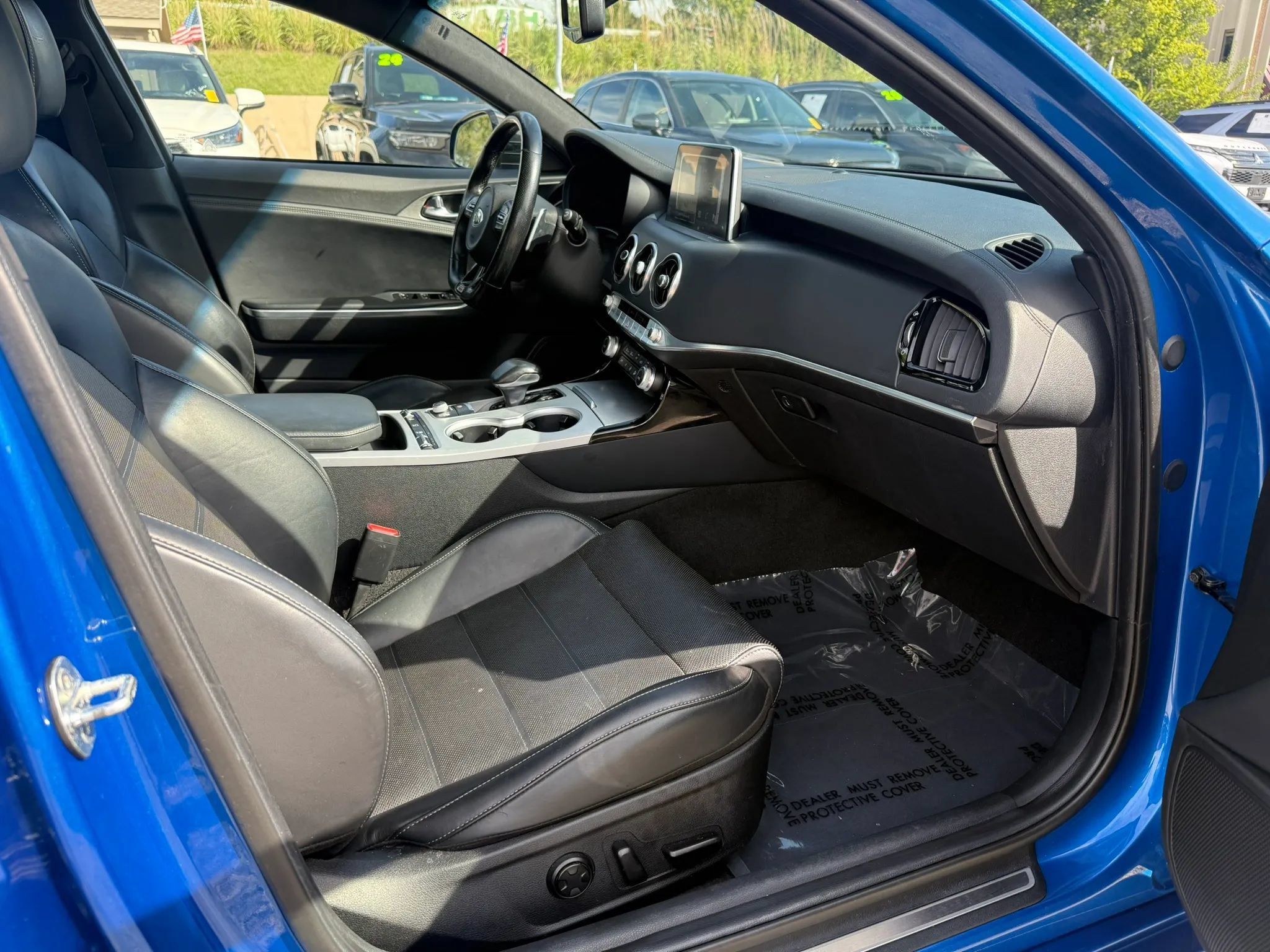 Used 2018 Kia Stinger GT2 AWD/4WD image 12
