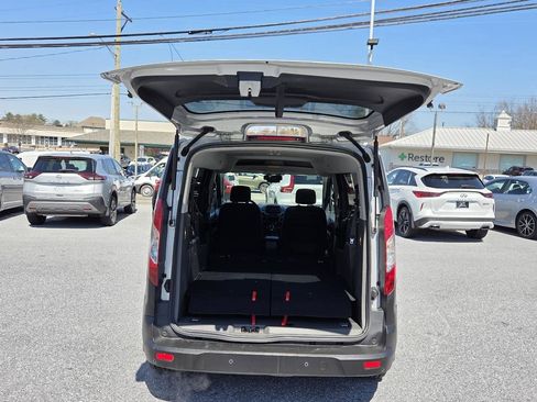 Used 2021 Ford Transit Connect XL image 19