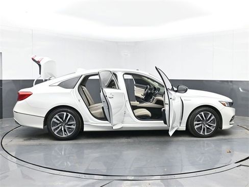 Used 2019 Honda Accord Touring image 54