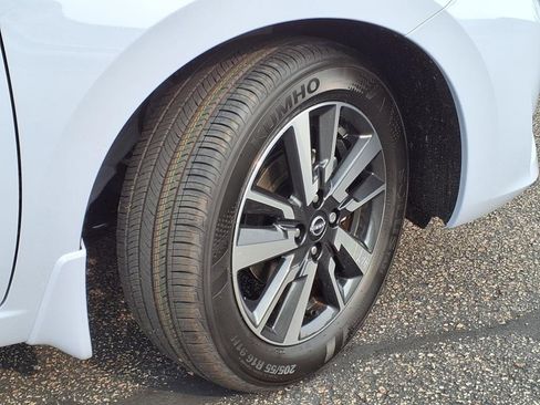 New 2025 Nissan Versa SV w/ Trunk Package image 6