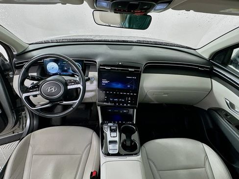 Used 2024 Hyundai Tucson Limited FWD image 3