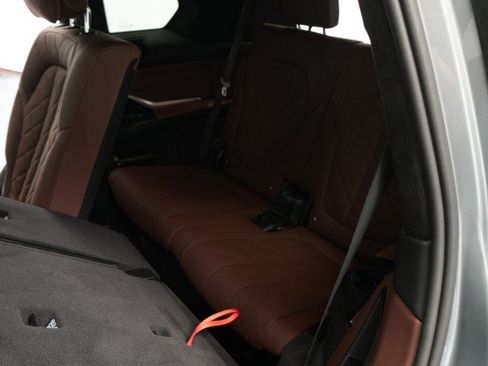 Used 2026 BMW X7 xDrive40i AWD/4WD image 56