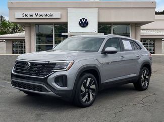 Certified 2025 Volkswagen Atlas Cross Sport SE w/ Panoramic Sunroof Package FWD 360° Tour