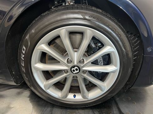 Used 2020 Bentley Continental GT image 32