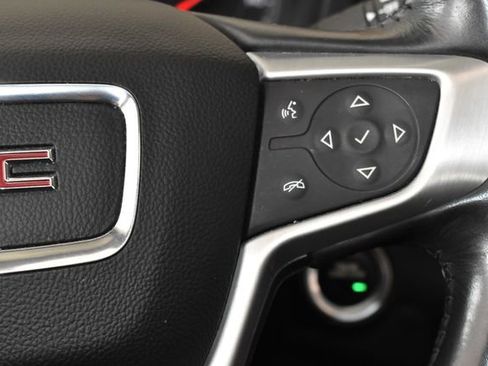 Used 2019 GMC Terrain SLT w/ Infotainment Package II AWD/4WD image 25