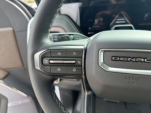 New 2026 GMC Yukon XL Denali Ultimate AWD/4WD image 37