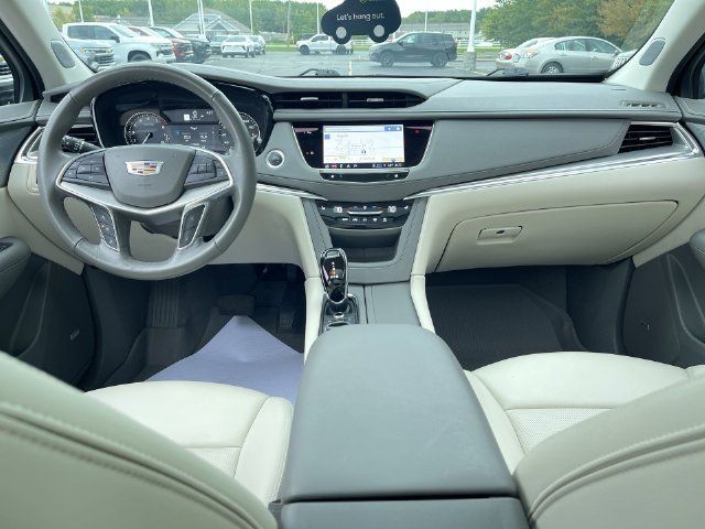 Certified 2024 Cadillac XT5 Premium Luxury AWD/4WD image 21