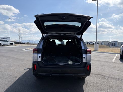 New 2026 Subaru Outback Touring XT image 11
