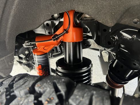 Used 2024 Ford Bronco Raptor w/ Interior Carbon Fiber Pack 6 image 87