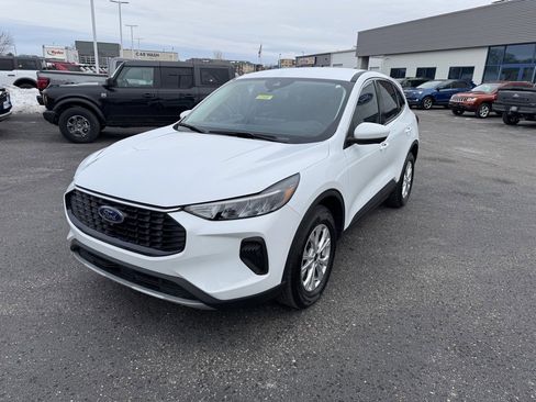 Certified 2023 Ford Escape Active w/ Tech Pack #2 image 7