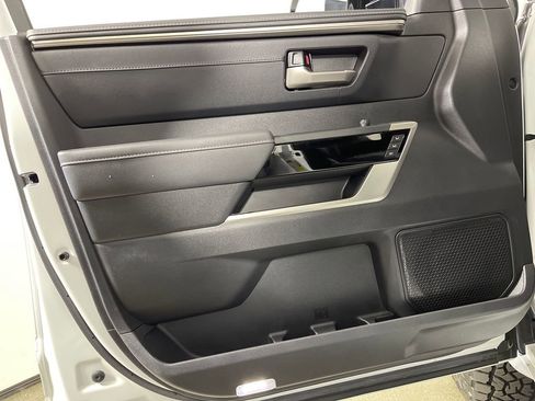 New 2026 Toyota Tundra Limited AWD/4WD image 17