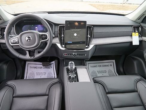 New 2026 Volvo XC90 T8 Ultra w/ Protection Package image 25