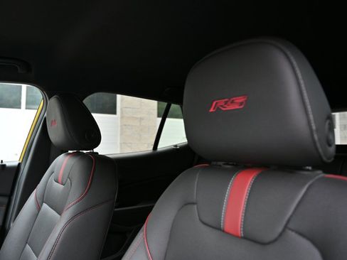 Used 2025 Chevrolet Trax RS w/ Driver Confidence Package FWD image 14