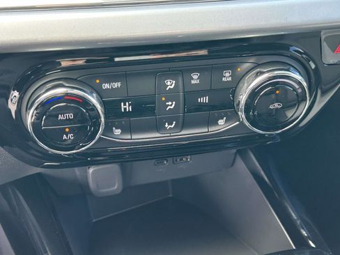 New 2026 Chevrolet Trax LT w/ Driver Confidence Package image 20