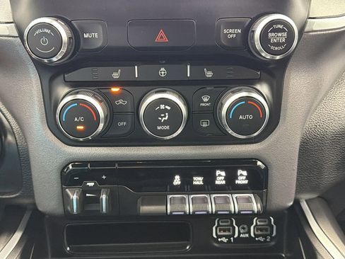 Used 2023 RAM 1500 Big Horn AWD/4WD image 23