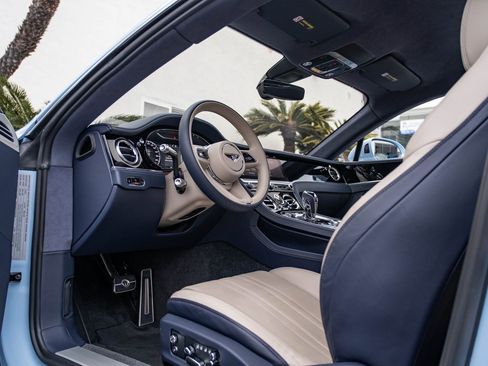 Used 2023 Bentley Continental GT Mulliner image 2