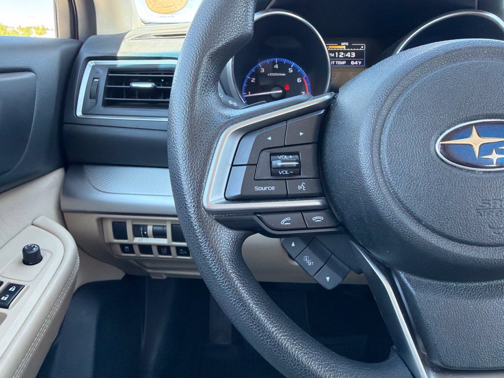 Used 2019 Subaru Outback 2.5i AWD/4WD image 17