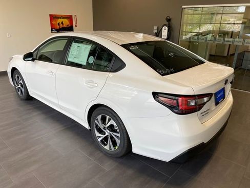 Used 2025 Subaru Legacy Premium AWD/4WD image 19