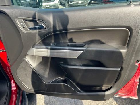 Used 2020 Chevrolet Colorado ZR2 AWD/4WD image 16