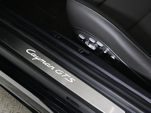 Certified 2025 Porsche 718 Cayman GTS image 21