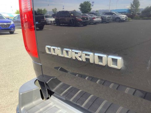 Used 2016 Chevrolet Colorado Z71 AWD/4WD image 6