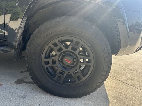 Used 2024 Toyota 4Runner TRD Pro AWD/4WD image 33