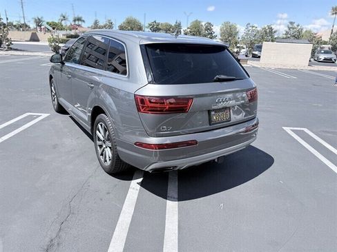 Used 2018 Audi Q7 3.0T Premium Plus AWD/4WD image 8
