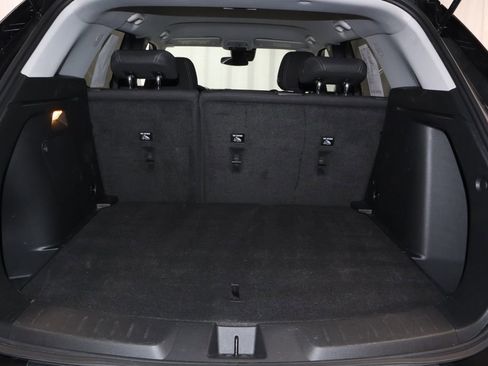 Used 2025 Chevrolet TrailBlazer LT w/ LT Cold Weather Package FWD image 16
