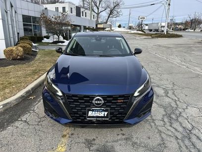 Used 2023 Nissan Altima 2.5 SR