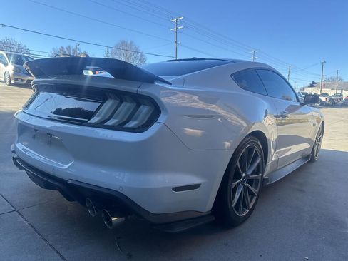 Used 2019 Ford Mustang GT w/ Equipment Group 301A image 5
