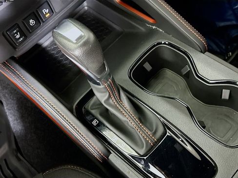 Used 2024 Nissan Frontier PRO-4X w/ Pro Convenience Package image 32