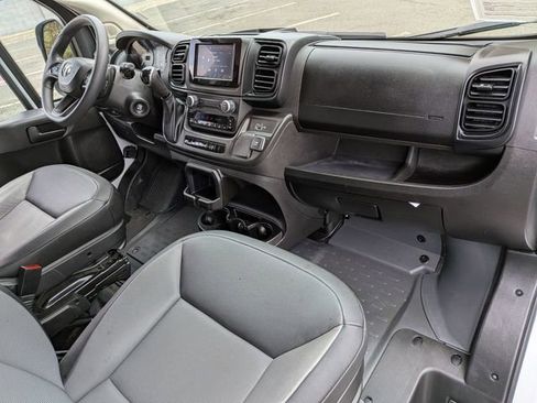 Used 2025 RAM ProMaster 2500 w/ Convenience Group FWD image 24