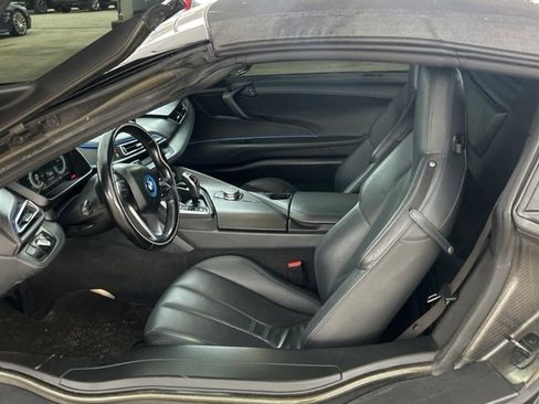 Used 2019 BMW i8 Roadster image 12