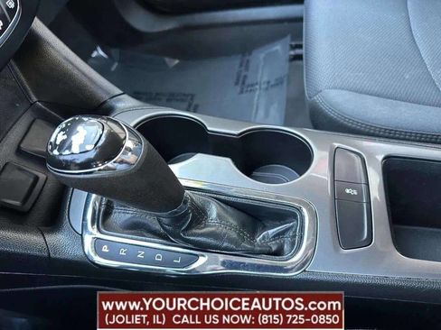 Used 2018 Chevrolet Cruze LT image 40